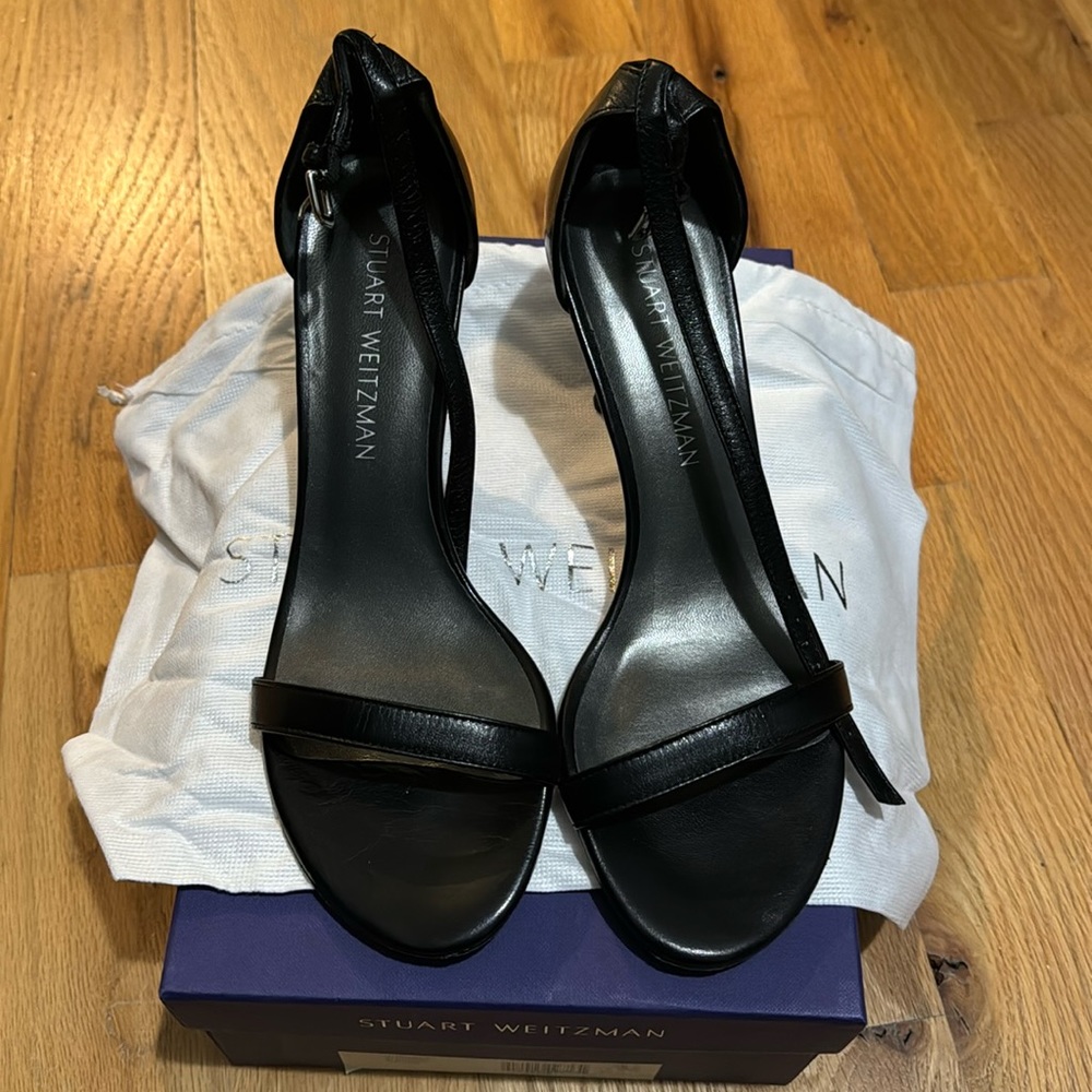 Stuart weitzman nunaked black kid size 8